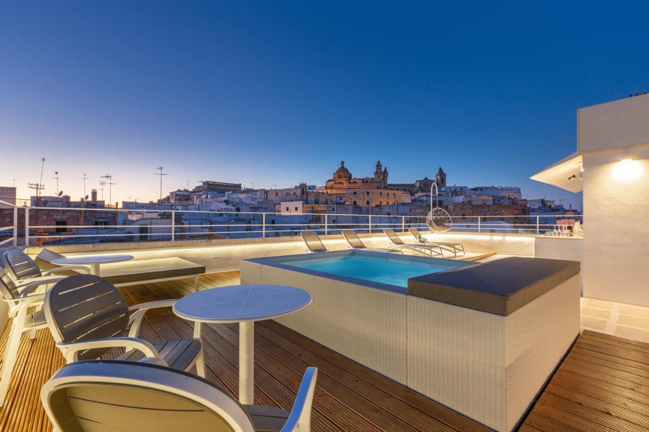 Отель Palazzo Mascetti Остуни Экстерьер фото