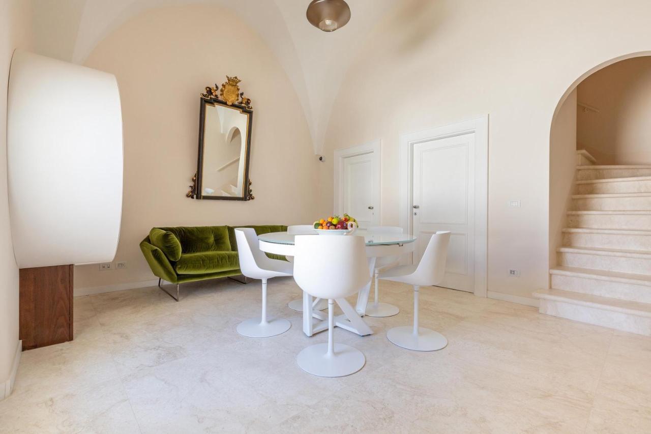 Отель Palazzo Mascetti Остуни Экстерьер фото